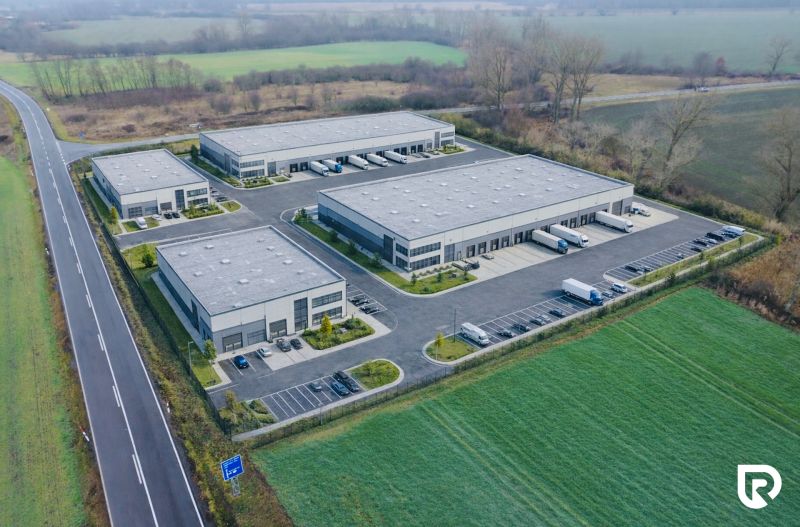 Priemyselné pozemky | 5722 m² + Bonus 2464  | Malacky - Priemyselný areál so skladmi a parkoviskom v okolí Záhorskej Vsi, Pozemky - komerčné.