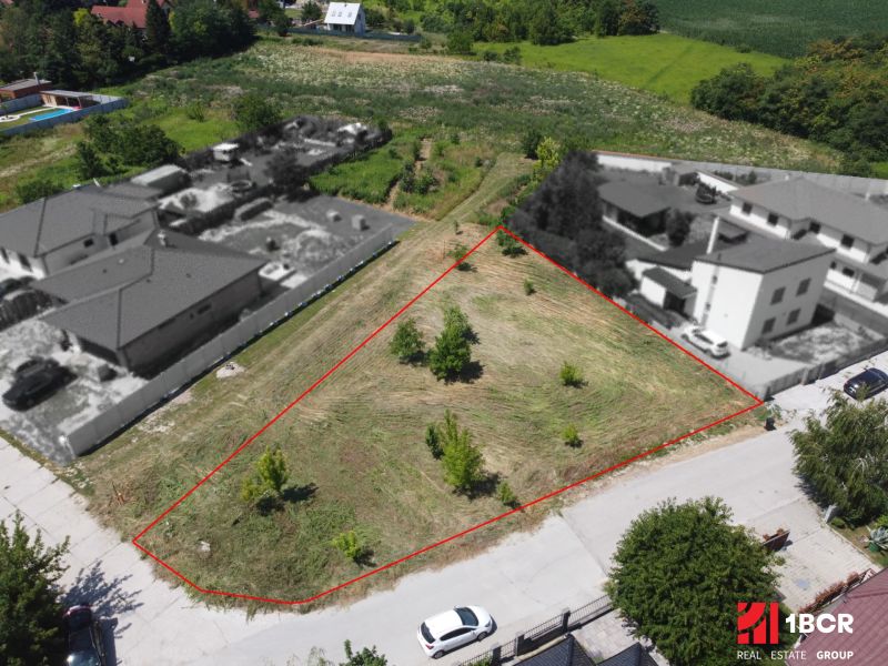1.BCR | STAVEBNÝ POZEMOK 987 M2 V RÝCHLO SA ROZVÍJAJÚCEJ LOKALITE