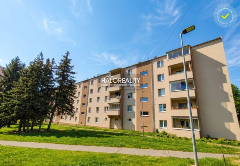 Predaj, trojizbový byt Žiar nad Hronom, M. R. Štefán...