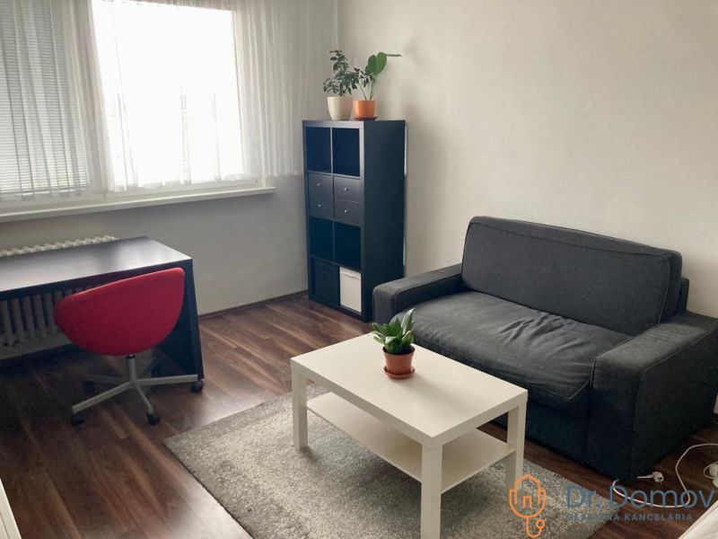 PRENAJATÉ! ÚTULNÝ 1-IZBOVÝ BYT, ČIASTOČNÁ REK., KAROLA ADLERA, BA