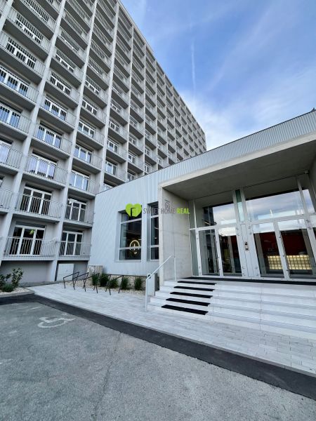 REZERVOVANÝ Na prenájom 2i luxusný zariadený byt na Terase - Bytový dom na Kysuckej ulici v Košiciach, mestská časť Západ, s moderným vstupom.
