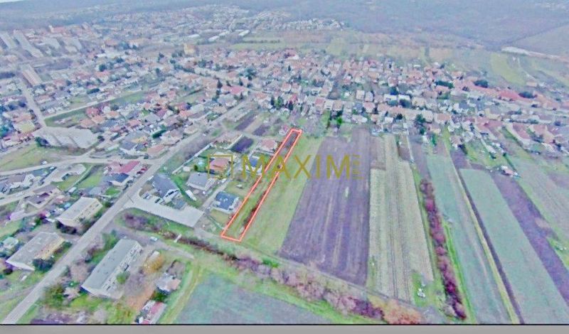 PREDAJ - Stavebný pozemok v meste Stupava - Letecký pohľad na parcely určené na bývanie v meste Stupava.