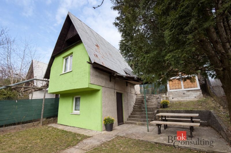 NA PREDAJ !!! Záhradná chatka v pokojnej záhradkárskej oblasti – Nová