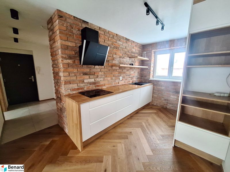 PRENAJATÉ NA PRENÁJOM 2 IZBOVÝ BYT S BALKÓNOM, PREŠOV, UL. FR. KRÁĽA