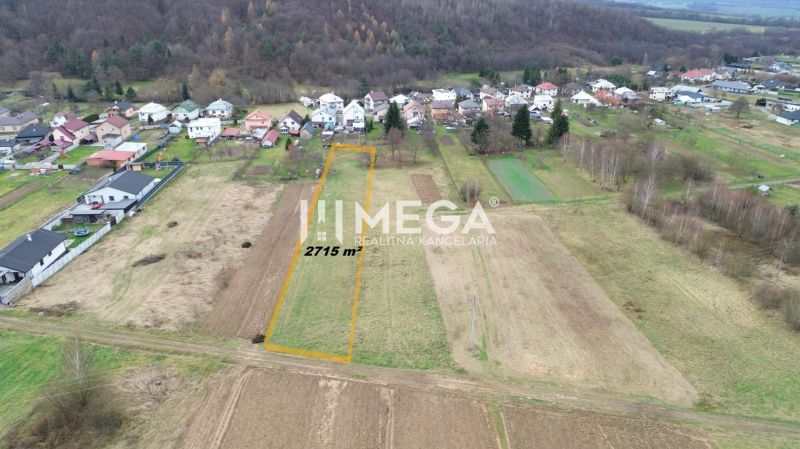 NOVÁ CENA! STAVEBNÝ POZEMOK V POKOJNEJ LOKALITE ZEMPLÍN.HÁMRE - Stavebný pozemok pre bývanie v Zemplínskych Hámroch, rozloha 2715 m², v pokojnej lokalite.
