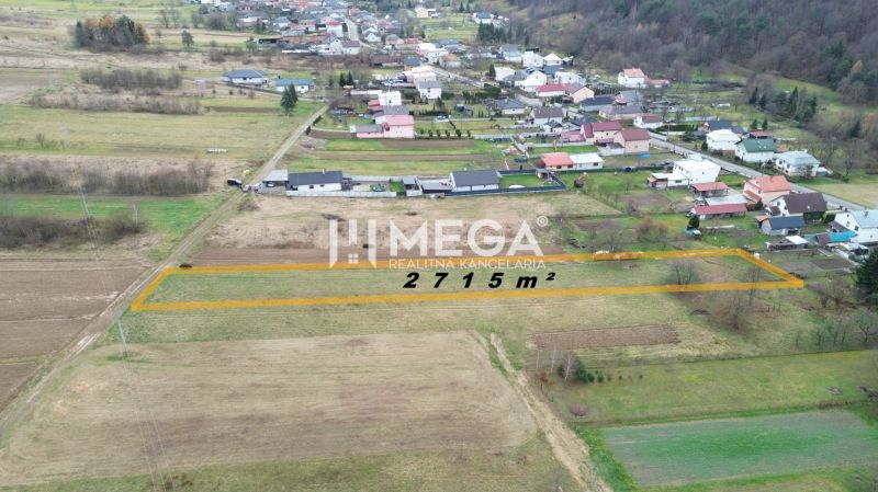 NOVÁ CENA! STAVEBNÝ POZEMOK V POKOJNEJ LOKALITE ZEMPLÍN.HÁMRE - Letecký pohľad na pozemky - bývanie v Zemplínskych Hámroch, s rozlohou 2715 m².