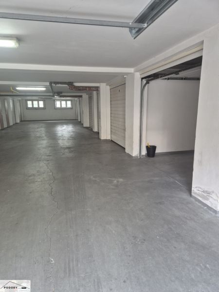 Podzáhradná ul. - predáme garáž v bytovom dome