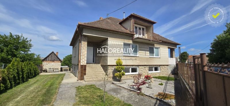 Predaj, zariadený rodinný dom Dolné Saliby - EXKLUZÍ...