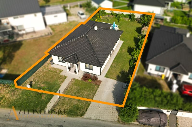 Na predaj 4-izbový rod.dom – novostavba, Veľké Blahovo - Rodinný dom v Dunajskej Strede na ulici Veľké Blahovo s priestrannou záhradou.