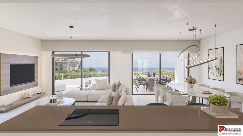 1-izbový apartmán s výhľadom na more, Estepona, Costa del Sol - Obývacia izba rekreačného apartmánu s pohľadom na terasu a more, svetlé farby.