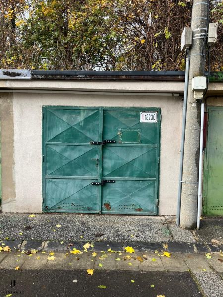 PREDAJ samostatne stojaca garáž– Čipkárska, Bratislava