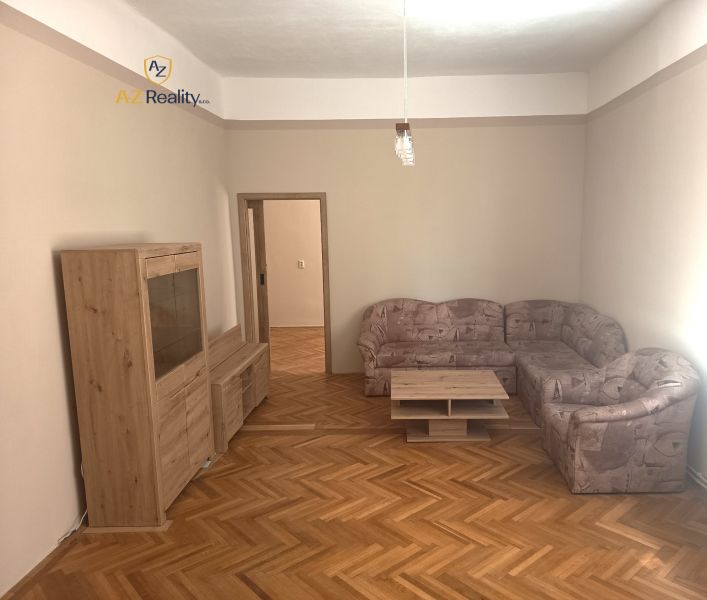 NOVINKA: Na predaj 2 izbový byt v centre mesta Nové Zámky
