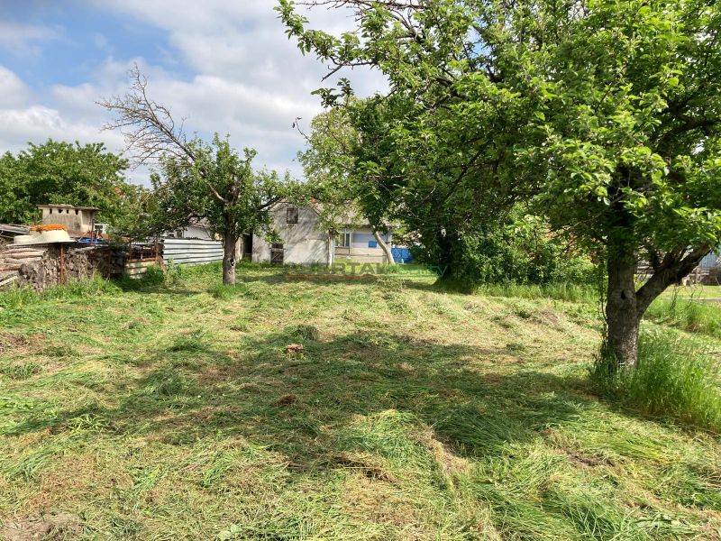 PREDAJ pozemok 2205 m², možnosť 3 parciel - Kuchyňa Záhorie