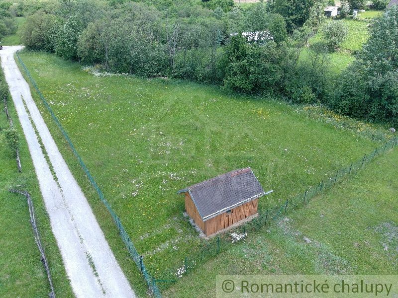 Koncový pozemok na tichom zašitom mieste Závadka nad Hronom