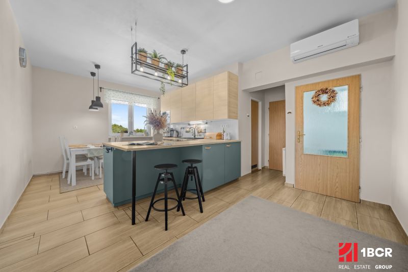 1.BCR | VELKÝ 3-IZB BYT 77m², BALKÓN 12m², VEĽKÉ LEVÁRE