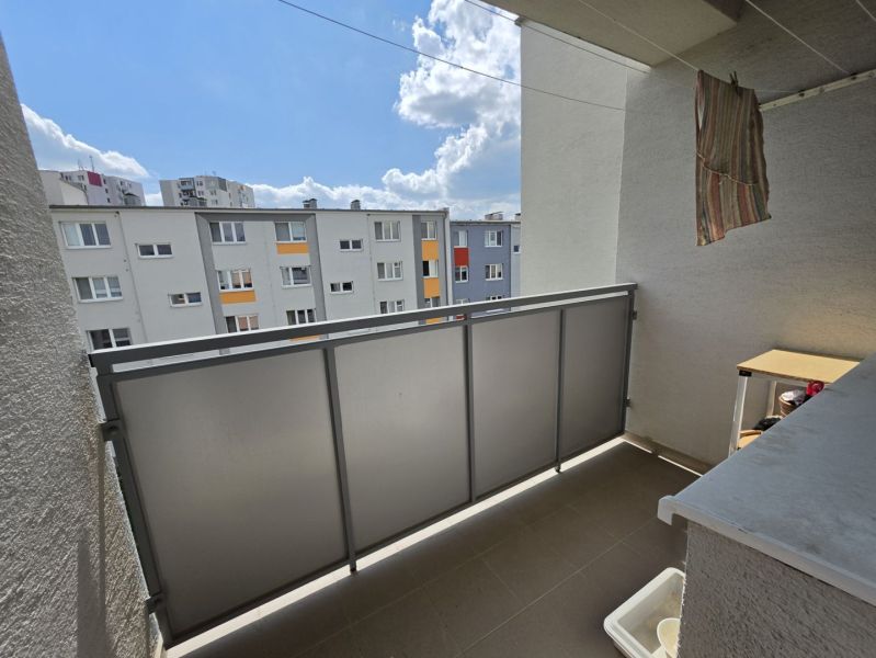3-IZBOVÝ BYT S BALKÓNOM V CENTRE HLOHOVCA - Hlohovec 3-izbový byt predaj reality Hlohovec