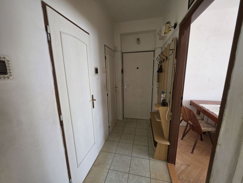 3-IZBOVÝ BYT S BALKÓNOM V CENTRE HLOHOVCA - Hlohovec 3-izbový byt predaj reality Hlohovec