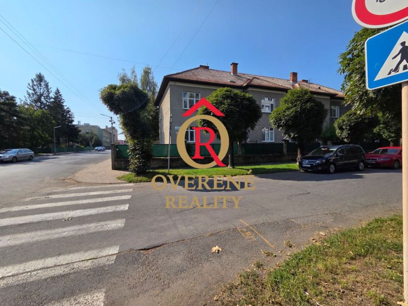 ZNÍŽENÁ CENA/Na predaj veľký 5 izbový byt Lučenec centrum, 5B004JPh