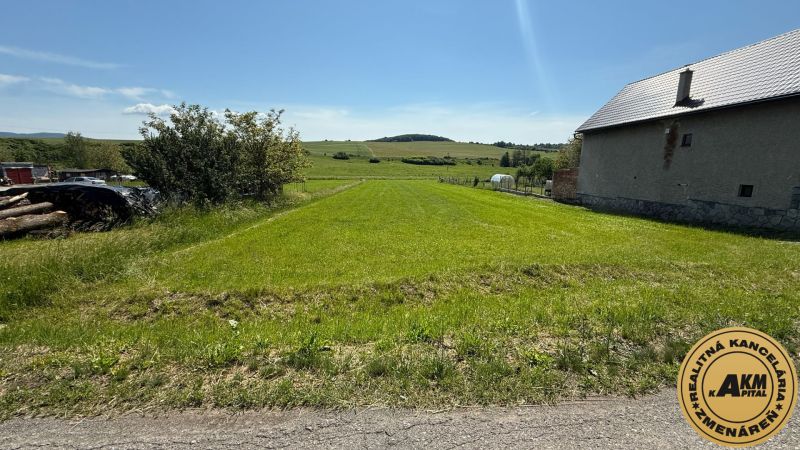 Stavebný pozemok 2097 m2 - Zvolen - Babiná
