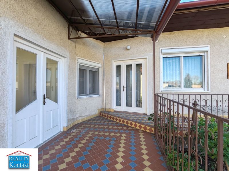 Na predaj slušný 5 izbový rodinný dom v obci Bruty s pozemkom 2425m2