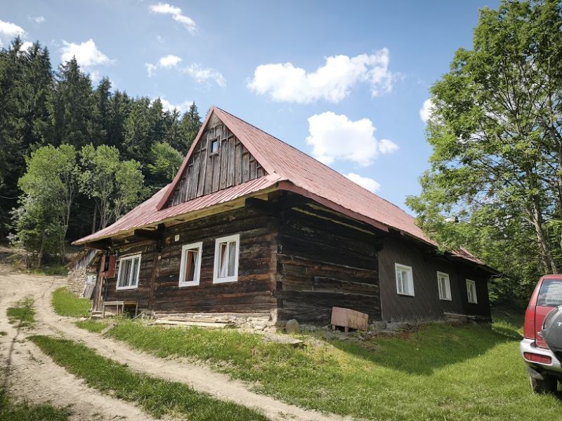 Chalupársky raj na polosamote v horách: drevenica Klokočov