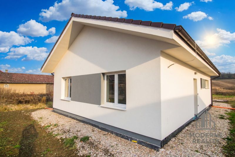 3-izbová novostavba rodinného holodomu v obci Čechy