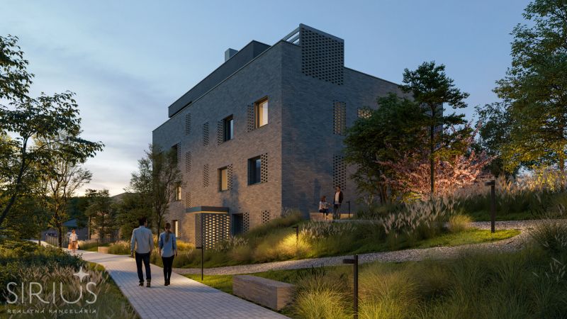 RIEVKY, 3-i byt, 92 m2 – EXKLUZÍVNE BÝVANIE PRI POTOKU A LESE - Večerný pohľad na budovu na ulici Pri Vápenickom potoku, Bratislava - Záhorská Bystrica.