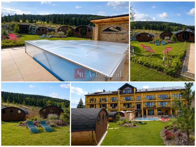 Predaj! Rekreačný apartmán pod Tatrami – Dovalovo - Wellness areál s bazénom a ležadlami v Dovalove, Liptovský Hrádok, neďaleko rezortu.