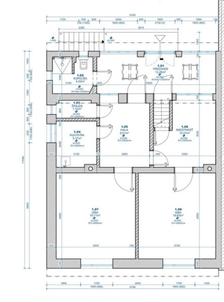 Výnimočná adresa na Nivách – dom s projektom a stavebným povolením - Pôdorys rodinného domu znázorňuje rozloženie miestností vrátane kuchyne a izieb.