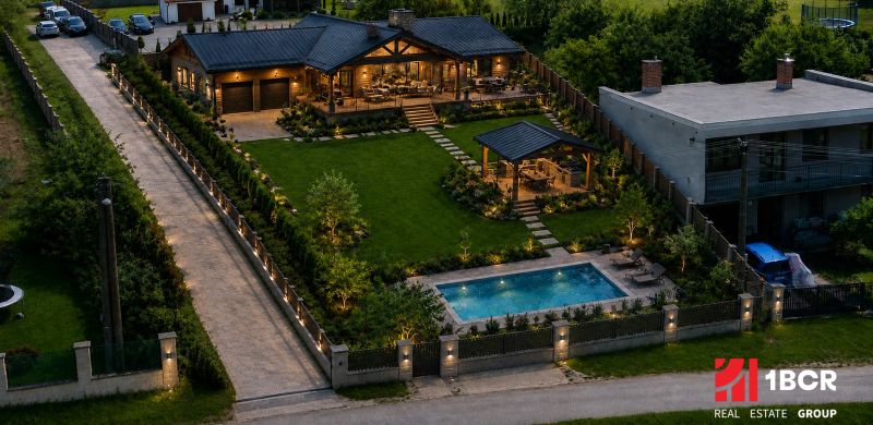 1.BCR | INVESTIČNÁ PRÍLEŽITOSŤ! SP,VÝMERA 1068 m², RD-CHATA, BREZOLUPY - Luxusná nehnuteľnosť v Brezolupoch s bazénom a priestrannou záhradou. Pozemky - bývanie.