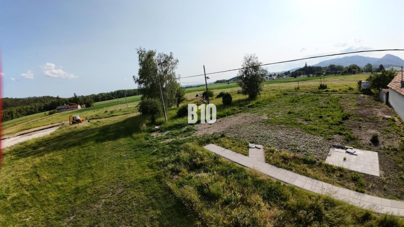 POZEMOK  890 m2 pre RD, Kláštor pod Znievom - Pozemky - bývanie v Kláštore pod Znievom s pohľadom na prírodu a hory.