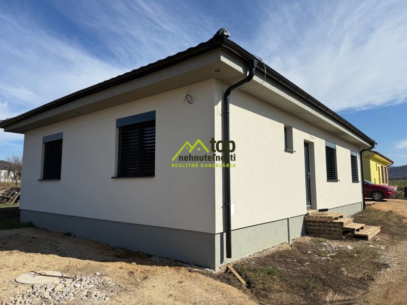 OPONICE 4 izbový RD NOVOSTAVBA na kľúč
