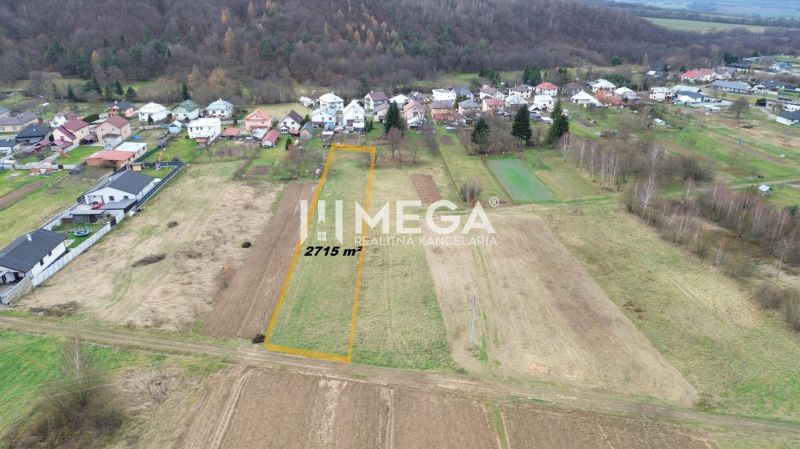 NOVÁ CENA! STAVEBNÝ POZEMOK V POKOJNEJ LOKALITE ZEMPLÍN.HÁMRE - Pozemky - bývanie v Zemplínskych Hámroch s rozlohou 2715 m² obklopené vidieckou krajinou.