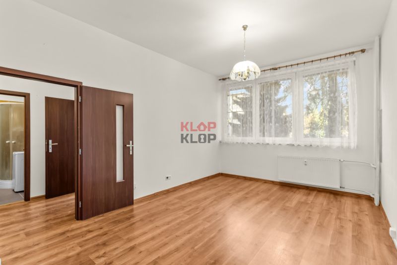 Pozrite si ÚTULNÝ 2i byt s PIVNICOU v CENTRE Senice