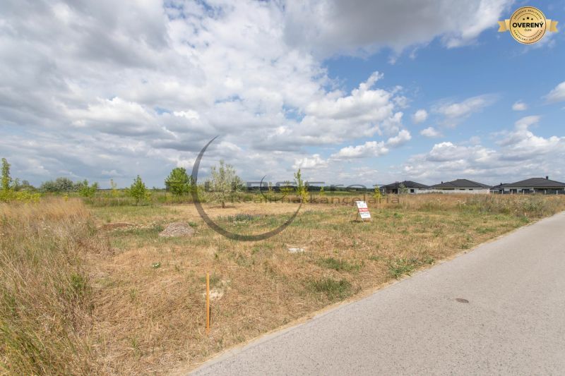 NA PREDAJ slnečný stavebný pozemok o výmere 478 m2 v Zohore