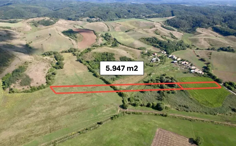 HOSTICE – 5.947 m2 VÝHODNÁ PÔDA v podiele 1/1