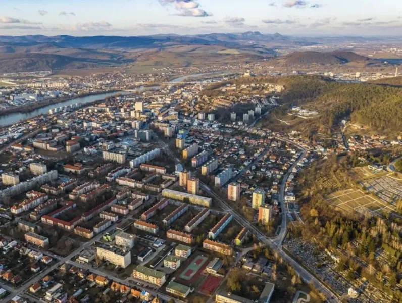Opatová (Trenčín) – 400 m2 POZEMKY v chatovej oblasti