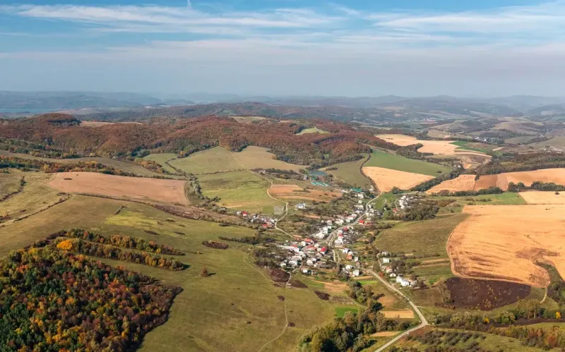 Karná – 2.340 m2 LESOV (Urbáru)