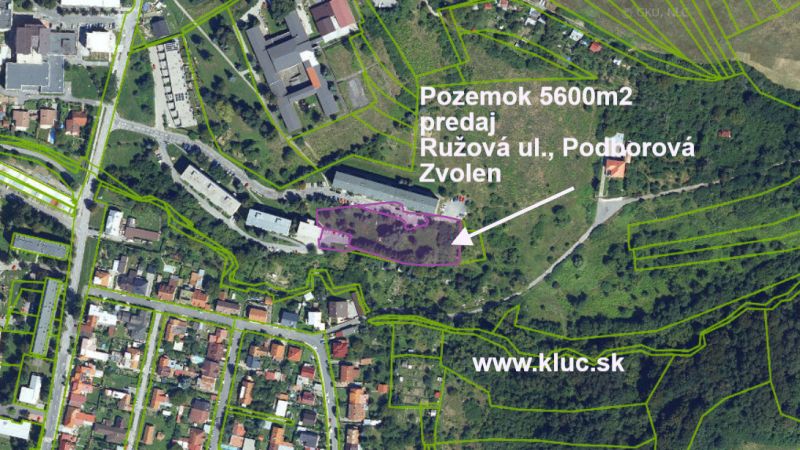 Predaj investičného pozemku. Podborová - Letecký pohľad na pozemky na predaj na Ružovej ulici vo Zvolene.