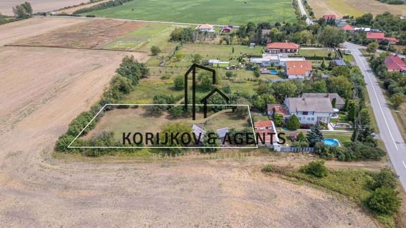PREDAJ, Stavebný pozemok Sečovce - časť Albinov, intravilan  - Letecký pohľad na pozemky - bývanie v Sečovciach, srdce prírody a bývania.