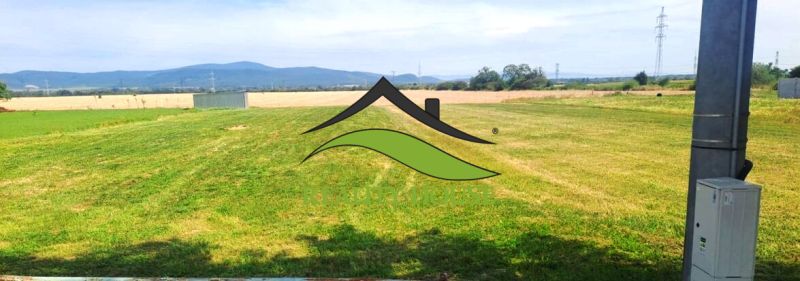 Pozemok pre Váš NOVÝ DOMOV  11km od Michaloviec - Pozemok na Vybuchancovi v Nacinej Vsi, vhodný na bývanie, s výhľadom na hory.