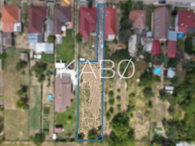 Stavebný pozemok 880 m² + prístupová cesta so sieťami Ivanka pri Nitre - Letecký pohľad na pozemky pre bývanie v Ivanke pri Nitre, Myrtina ulica.