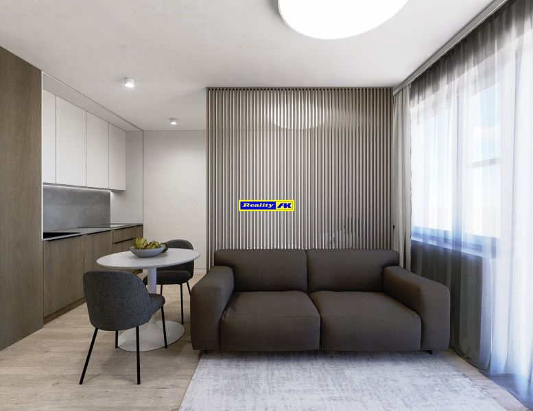 REZERVOVAÝ 3 izbový na predaj Tomčany, 136 m2 poschodie 3 terasa 59 m2 - Obývacia časť 3-izbového bytu s pohovkou a jedálenským stolom, podlaha s dreveným dekorom.