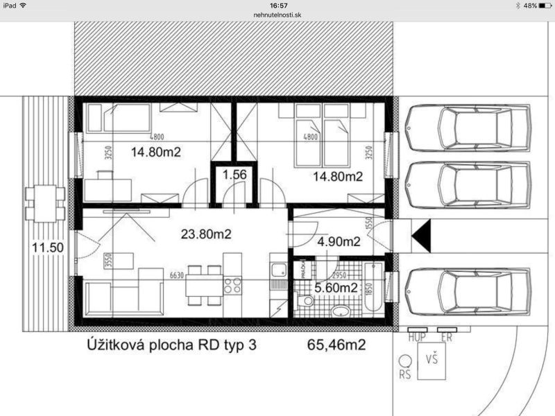 Rodinný dom v obci Láb, kľudná slepá ulica - Pôdorys rodinného domu v Lábe s dvojgarážou a dispozíciou typu 3, plochou 65,46 m².
