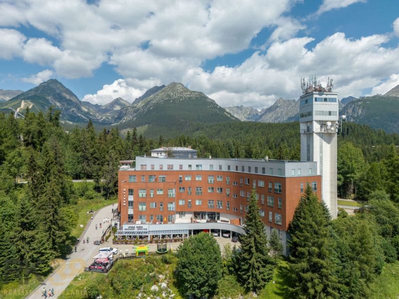 Jeden z najlepšie položených apartmánov na Slovensku - Štrbské pleso