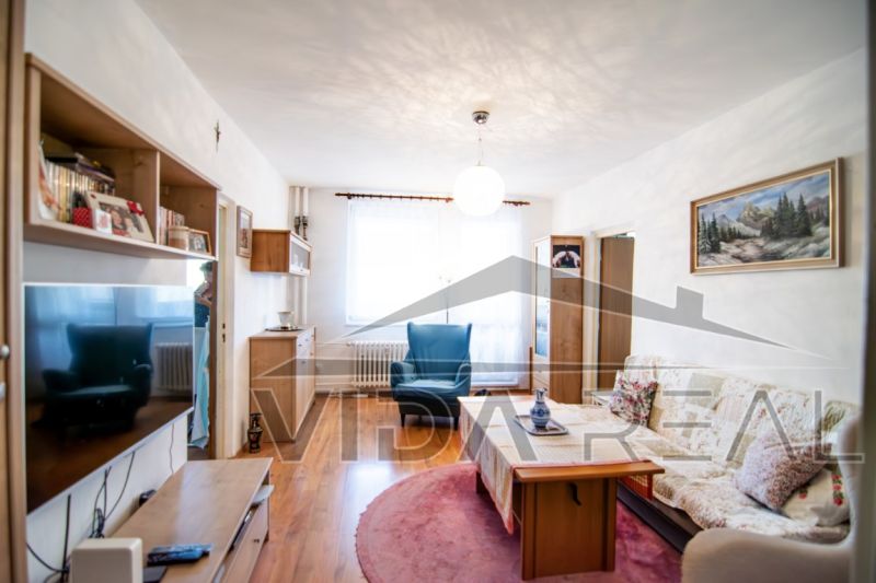 Priestranný 3-izbový byt s 11, 4 m² loggiou – Lipského, Dúbravka