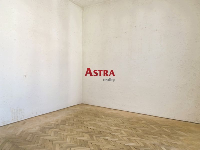 TEHLOVÝ MEŠTIACKY 1-IZBOVÝ BYT, KOŠICE -CENTRUM