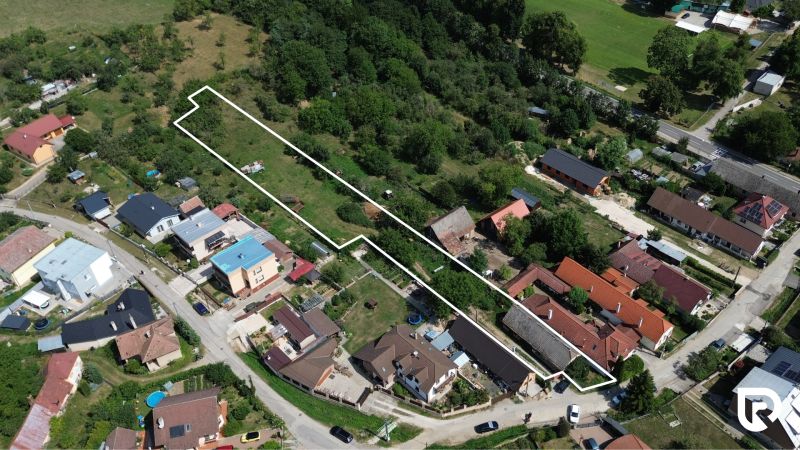 Predaj stavebného pozemku 2586 m2 - Drietoma, okr. Trenčín
