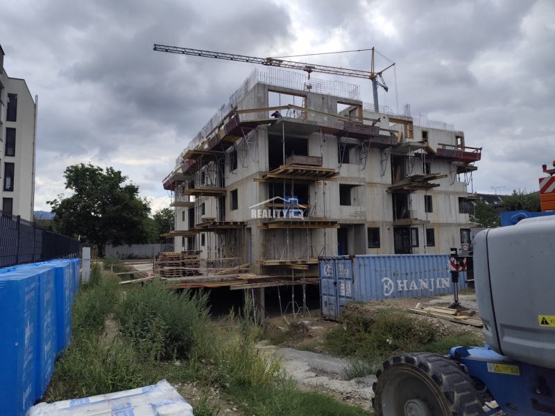 Ponúkame na predaj 2 - izbový byt 50, 05 m2 v novostavbe Beluša.