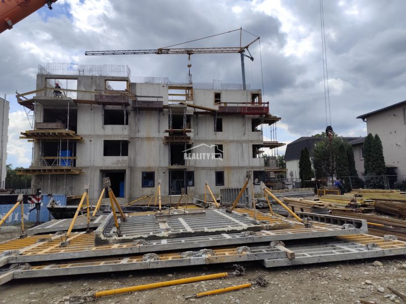 Na predaj 3 - izbový byt s výmerou 85, 12 m2 v novostavbe Beluša
